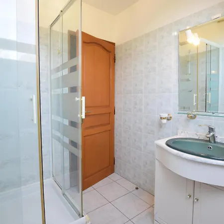 Pet Friendly In Saint-etienne-lallier *