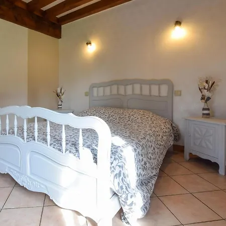 Pet Friendly In Saint-etienne-lallier * Saint-Etienne-l'Allier