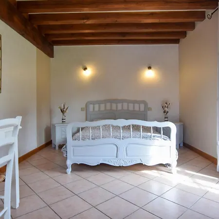 Holiday home Pet Friendly In Saint-etienne-lallier