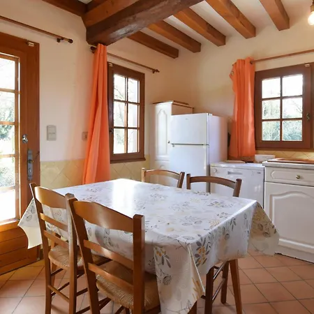 Pet Friendly In Saint-etienne-lallier Holiday home Saint-Etienne-l'Allier