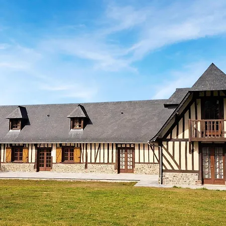 Pet Friendly In Saint-etienne-lallier Holiday home Saint-Etienne-l'Allier
