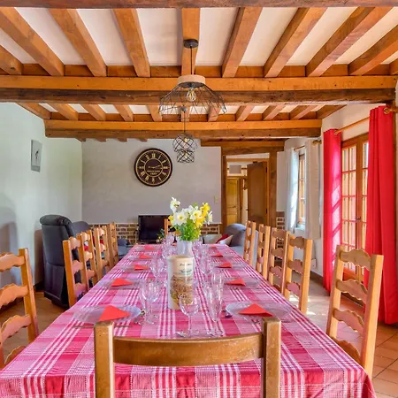 Pet Friendly In Saint-etienne-lallier * Saint-Etienne-l'Allier