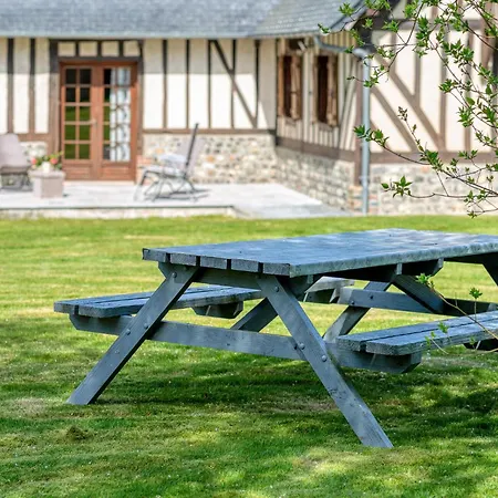 Holiday home Pet Friendly In Saint-etienne-lallier *